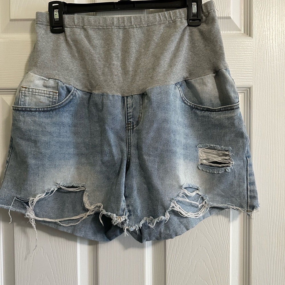 Shein Maternity Blue Distressed Women Shorts Size L (US 8/10)
